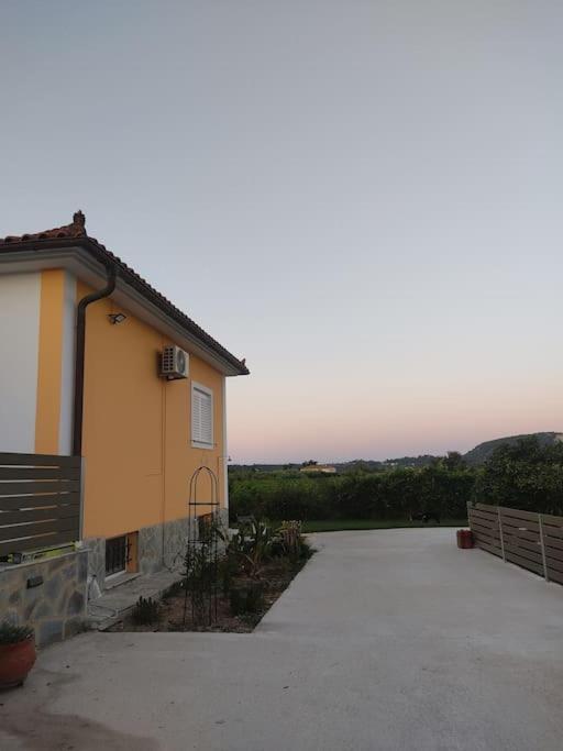 Villa Casa Dei Fiori Sarakinádhon Esterno foto